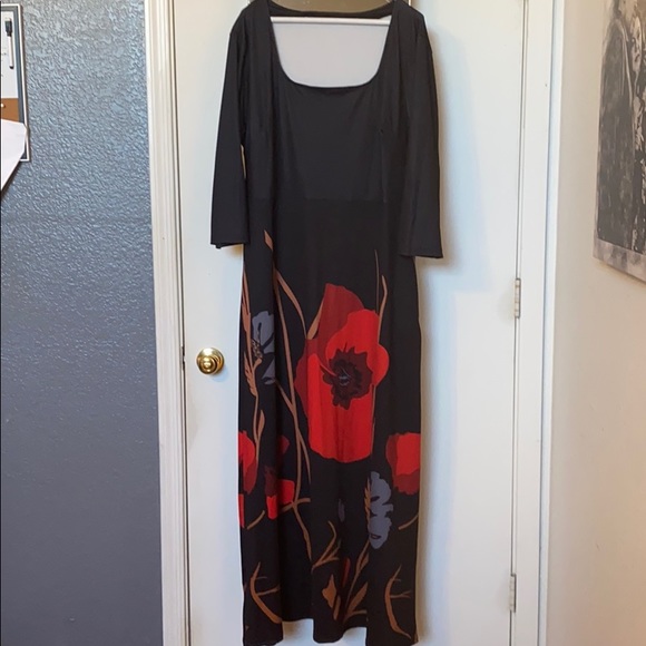 Black dress 3/4 sleeves with pockets! Plus sized - Picture 2 of 3